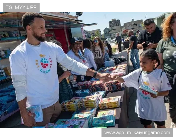 库里与本地学校互动授课，公益影响不断放大