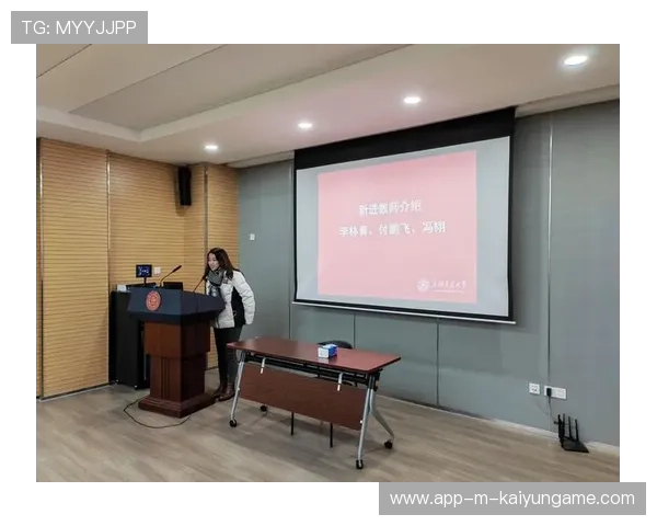 构建体育传播内容社会化协同机制的新闻平台，撰写一份体育传播活动中新媒体使用情况调查报告